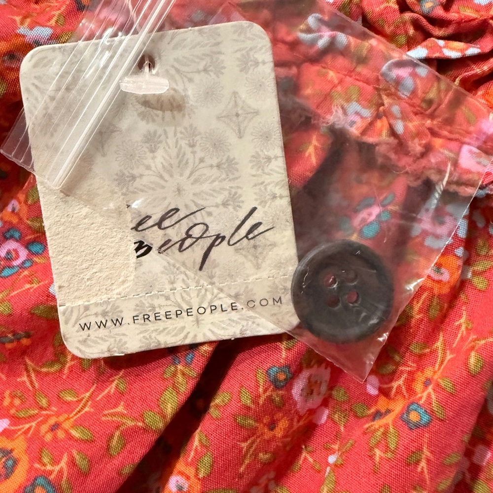 Free People Petunia Mini Dress Poppy Combo Floral Smocked NWT XS - Picture 11 of 15